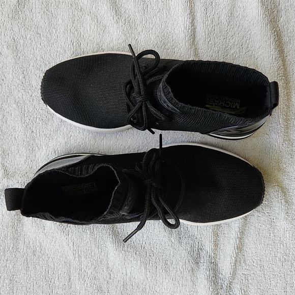 Michael Kors Boot/Shoe - Picture 2 of 8